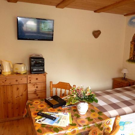 Gaestezimmer Am Maerchenbrunnen Drážďany Pokoj fotografie